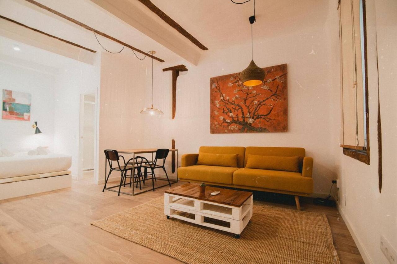 Charming Design Apartment Reina Sofia Madrid Eksteriør bilde